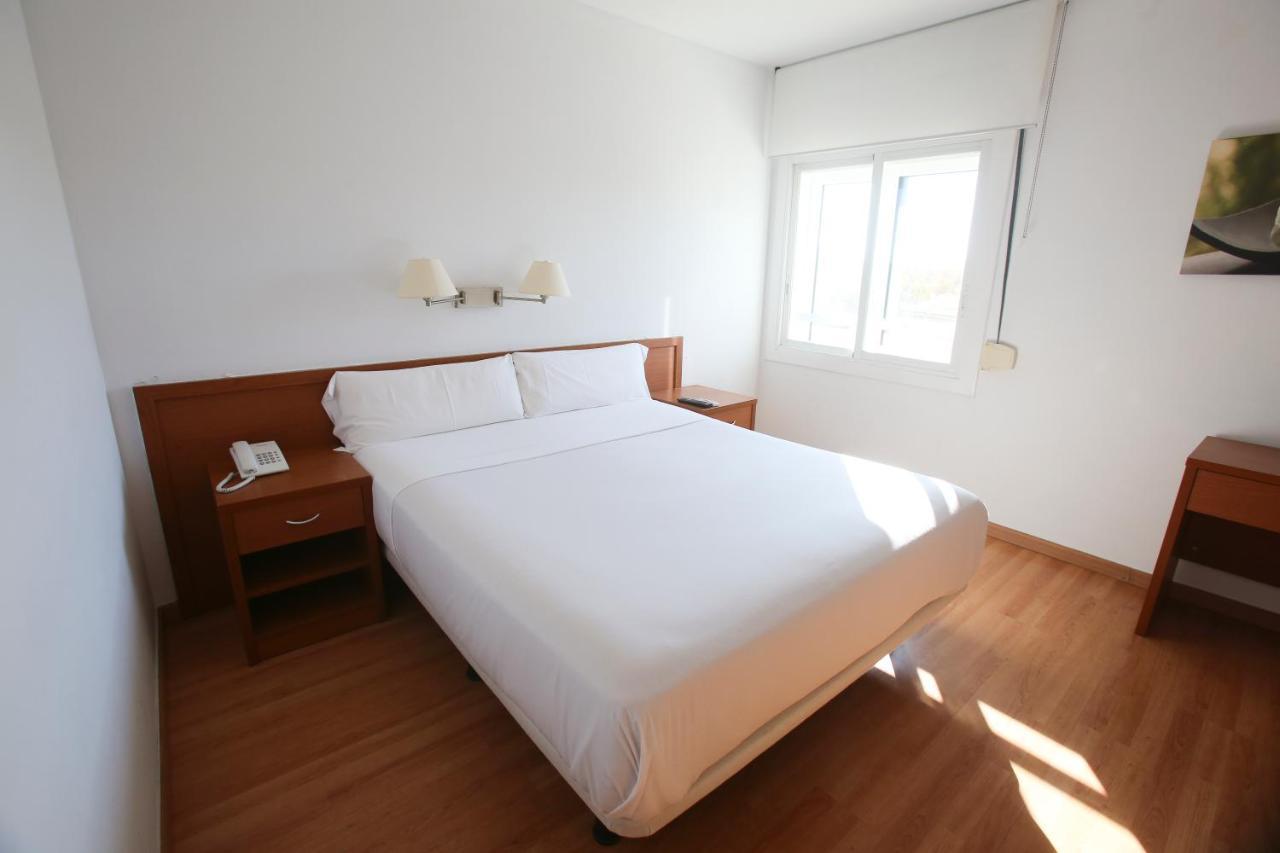 Gatell Hotel Виланова-и-ла-Желтру Экстерьер фото